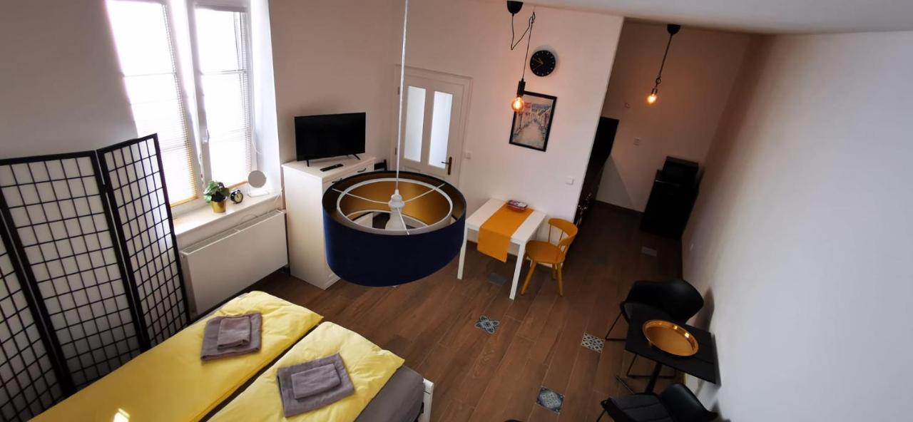 Apartmán Augustin Jičín Jicin Exterior foto
