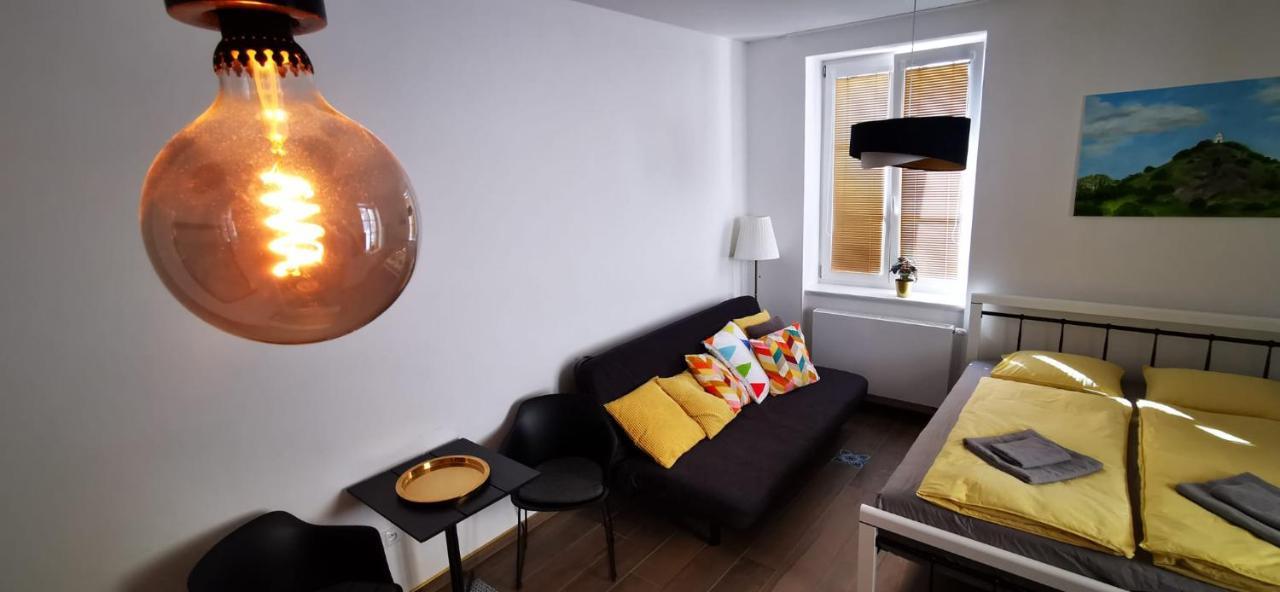 Apartmán Augustin Jičín Jicin Exterior foto